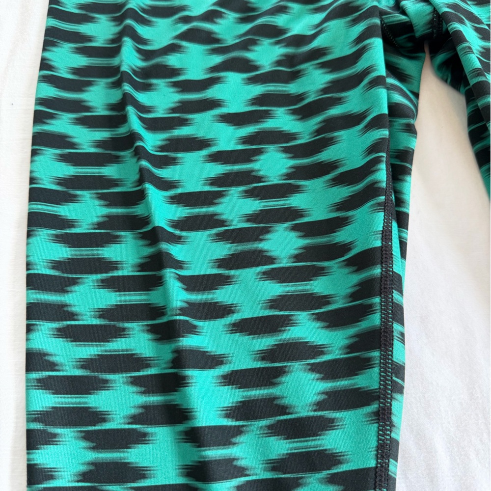 Nike Leggings Dri-Fit green black capri size L - Picture 3 of 13